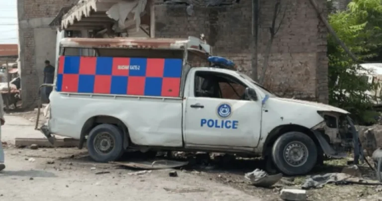 2 policemen among 5 injured in Peshawar IED blast: official